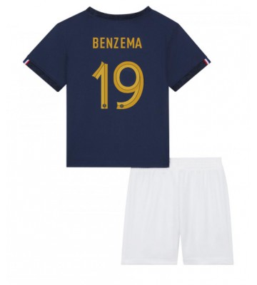 Frankrike Karim Benzema #19 Hjemmedraktsett Barn VM 2022 Kortermet (+ Korte bukser)
